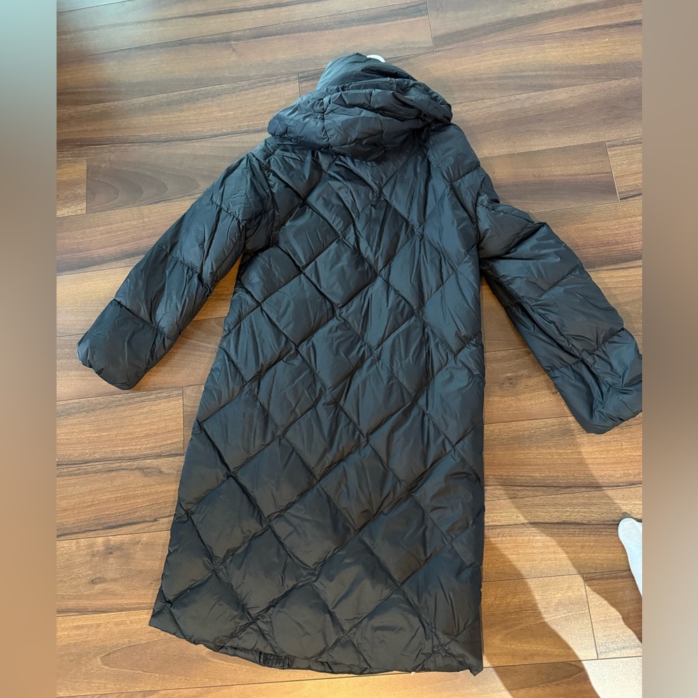 Simons Down Jacket - Picture 2 of 3